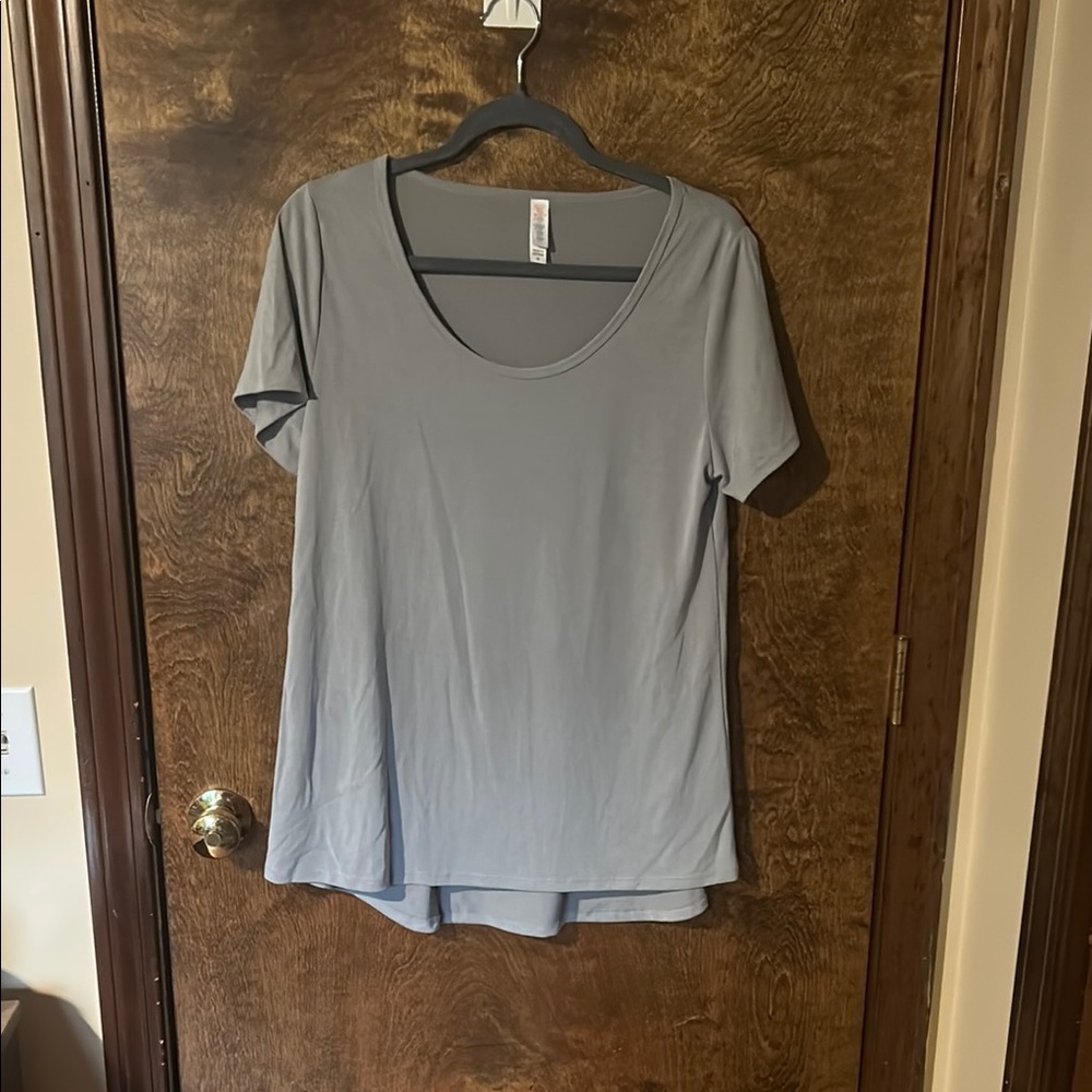 LuLaRoe Gray Tee Shirt